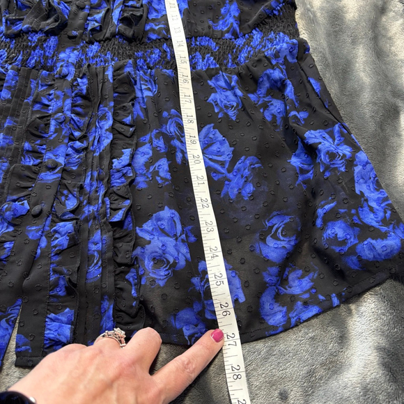 GUC Torrid Blue/Black Floral Chiffon Clip Dot Peplum Blouse Size 2X - Picture 7 of 7